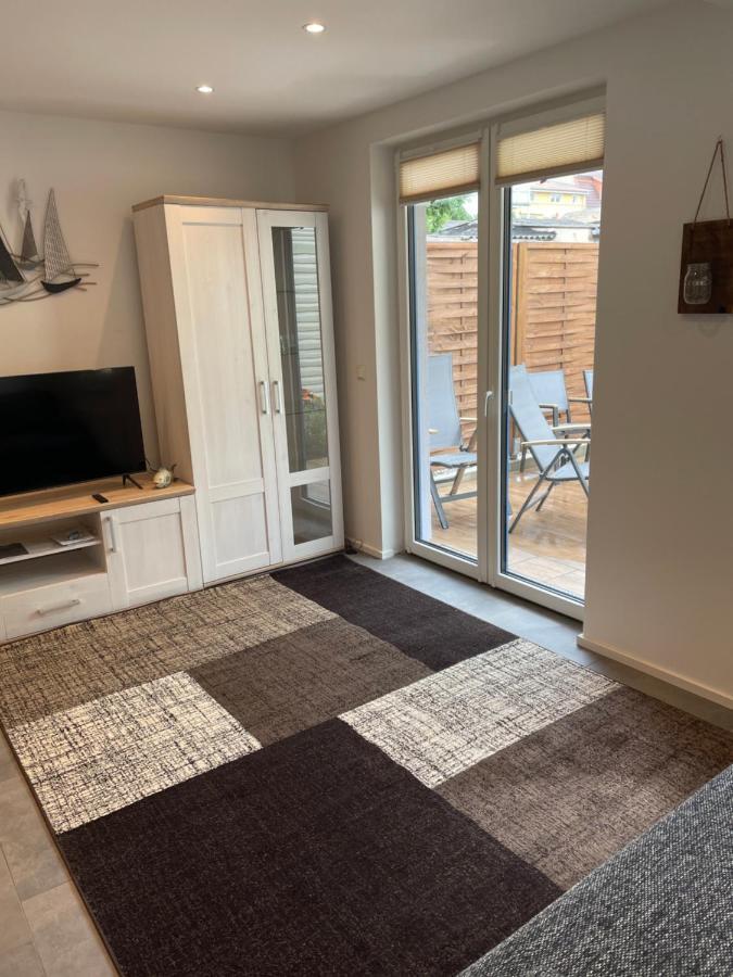 Ferienwohnung Nora Mit Blick Auf Den Ribnitzer See 外观 照片